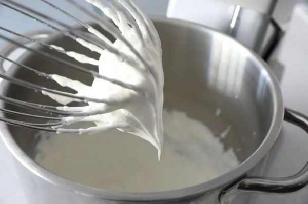 简约日式小罐蛋糕