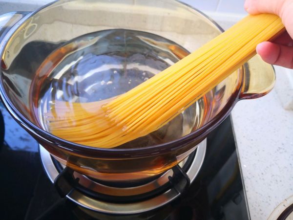 蔬菜味噌炒意面