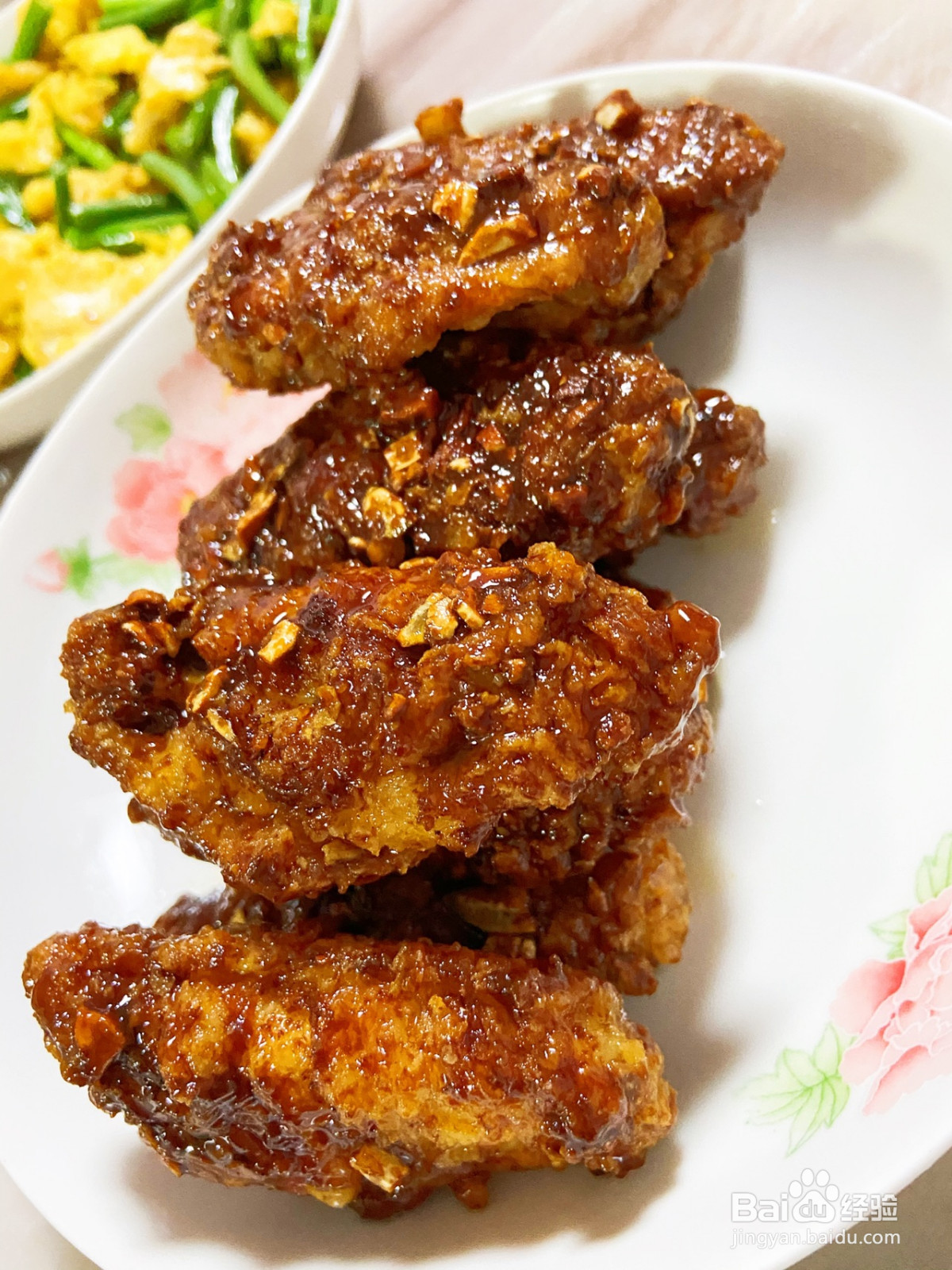 蜂蜜牛奶蒜香鸡翅的做法