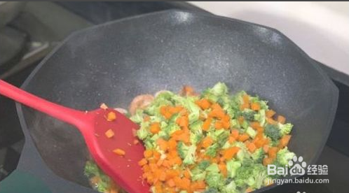 好吃的西兰花虾仁炒饭