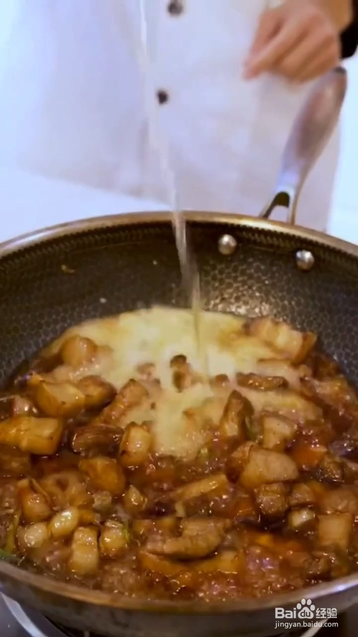 如何制作鹌鹑蛋烧肉