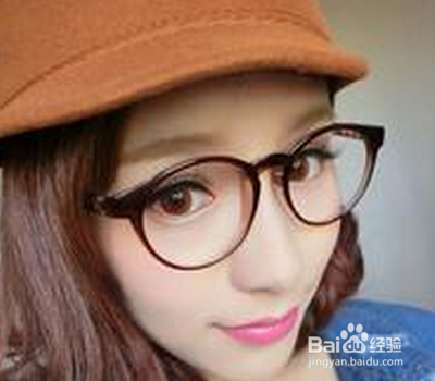 搭配适合自己的眼镜饰品