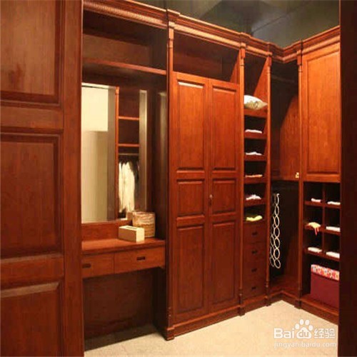在购置家具的时候怎么选择衣柜