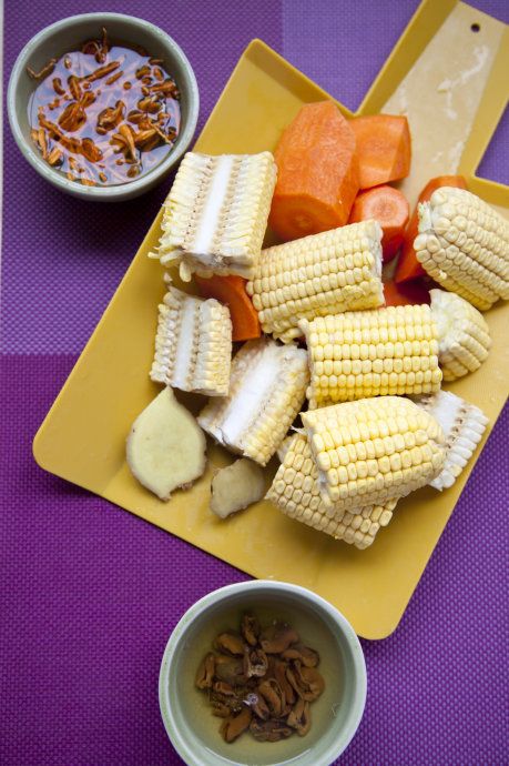 虫草玉米龙骨汤