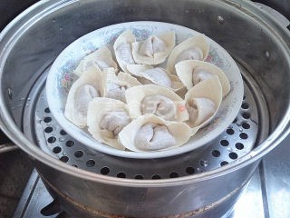 蒸馄饨怎么蒸不粘底