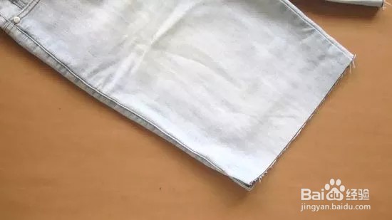 怎么把牛仔裤改成短裤