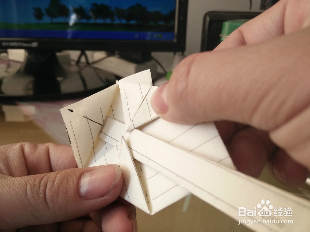 超级好玩的手工折纸:会动的猪八戒折纸