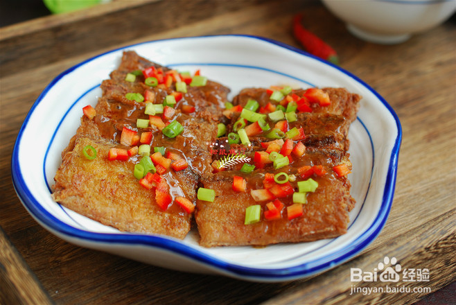 红酒焖带鱼的做法