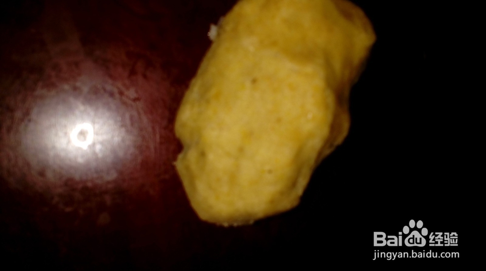 垂钓大型鱼使用的饵料