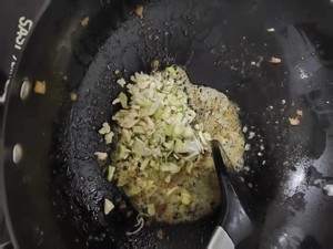 教你做豆角肉末拌饭酱