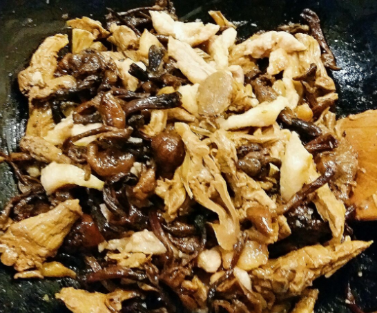 黄山山珍应该怎么烧才好吃呢？？做法是什么啊