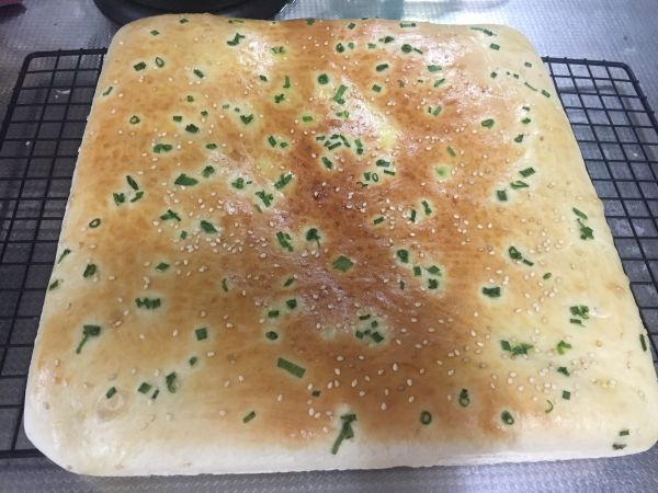 葱香肉松面包卷