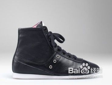 高帮鞋怎么搭配衣服