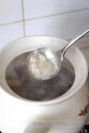 补中益气,健脾益胃:牛尾鲜菌汤煲,制作方法。