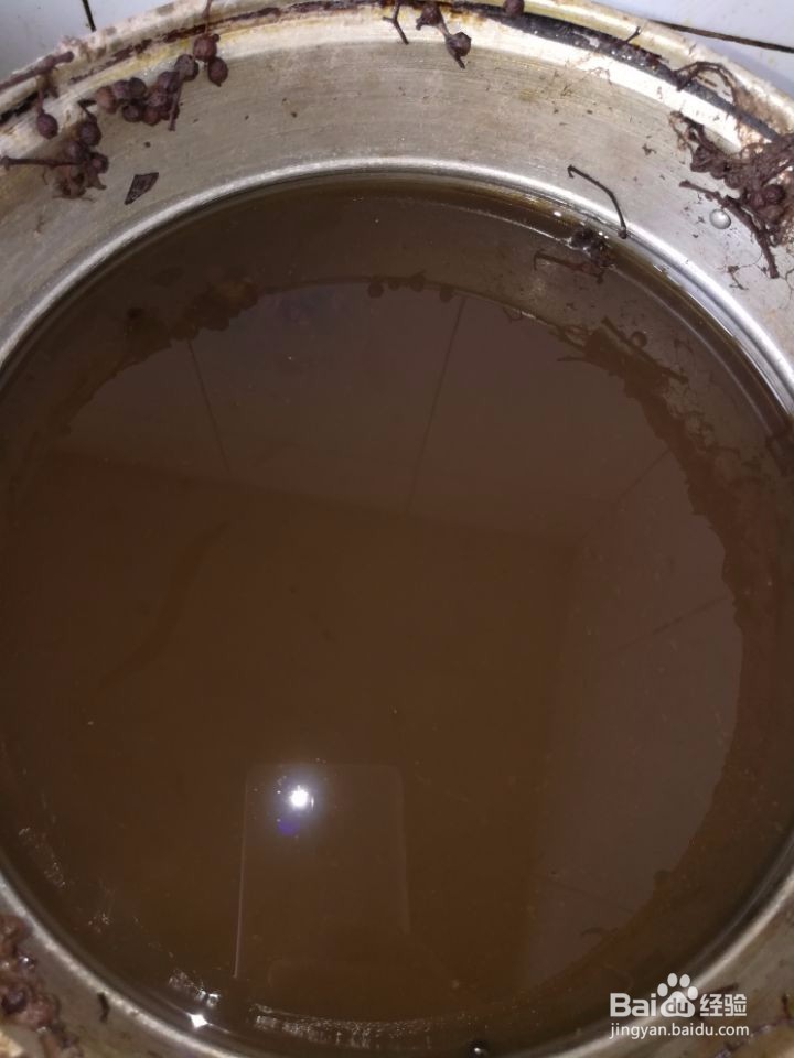 鸡蛋腌制过程中水有些发臭怎么办？