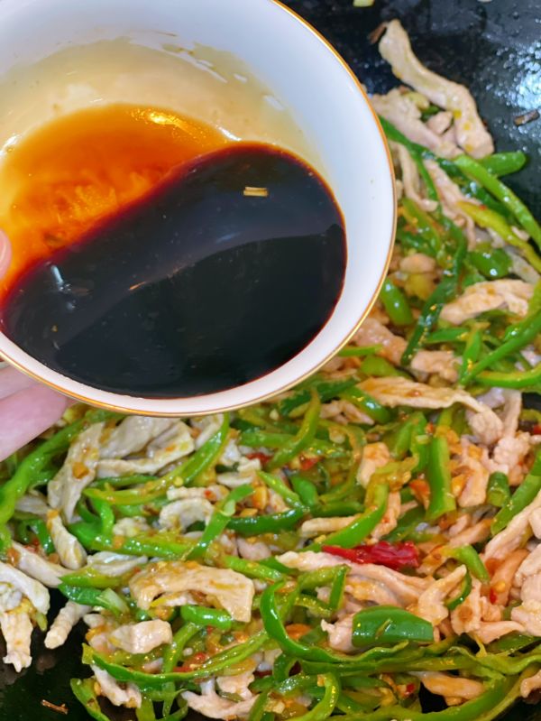 豆瓣青椒炒肉丝