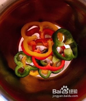 彩椒圈煎蛋家常做法