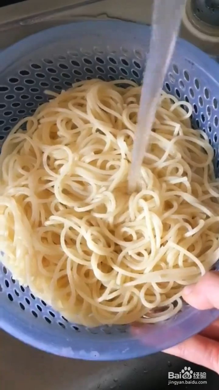 如何制作虾仁意面