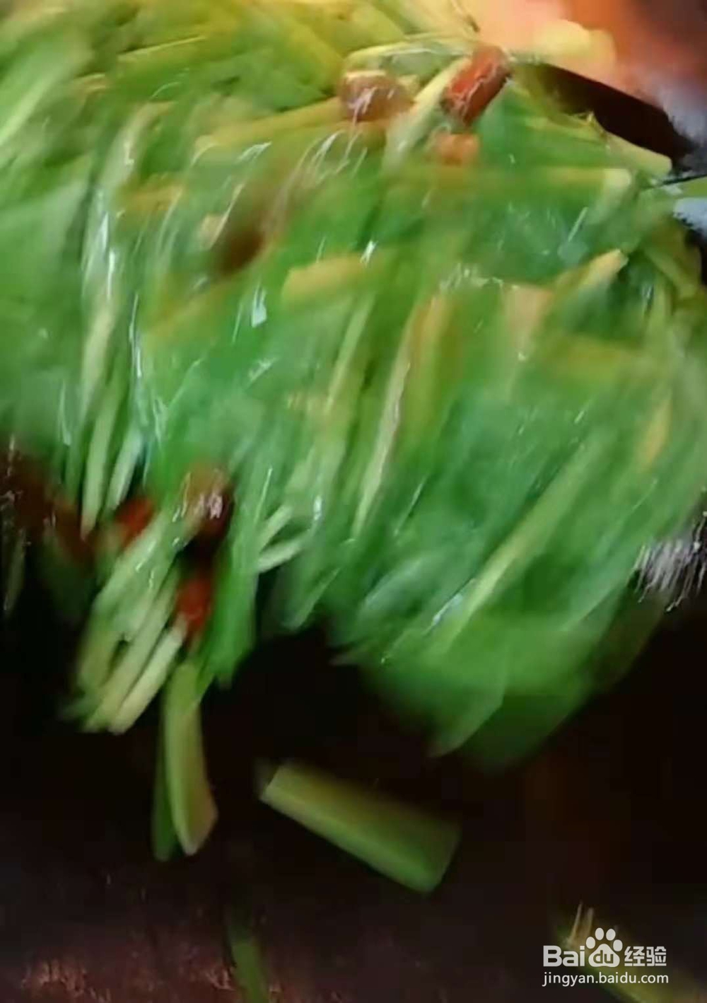 韭菜炒鸭血家庭做法