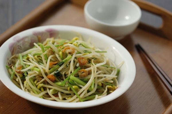 海米芹菜炒豆芽