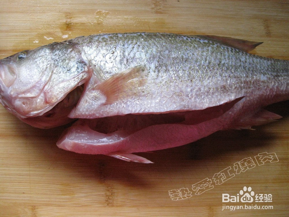 河鲈鱼炖豆腐