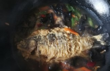 红烧鲫鱼的做法步骤