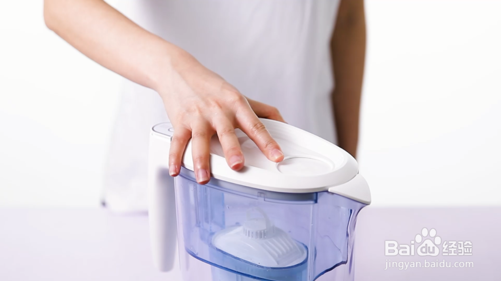 如何安装莱卡直饮净水壶