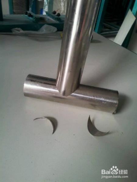 方管全自动冲孔机和圆管液压冲床怎么设置共用？