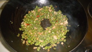 榄菜肉末四季豆怎么做