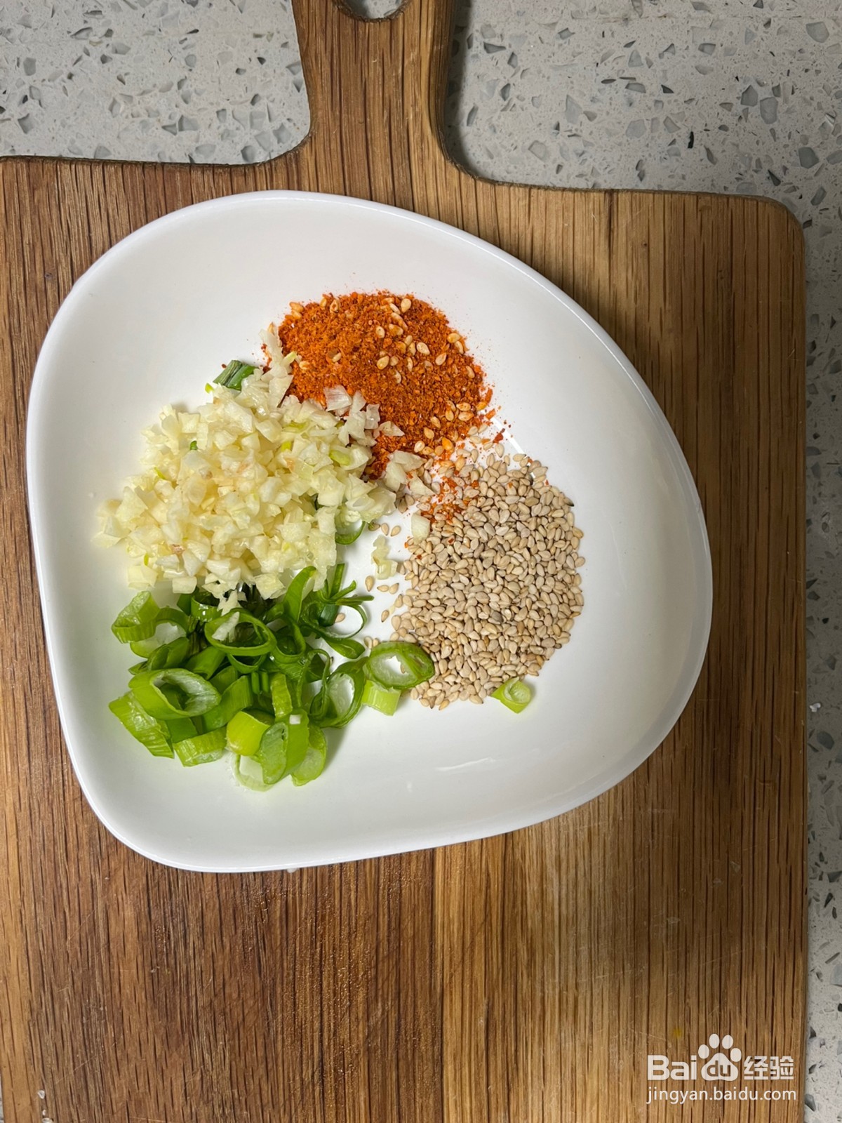 柠檬手撕鸡的做法