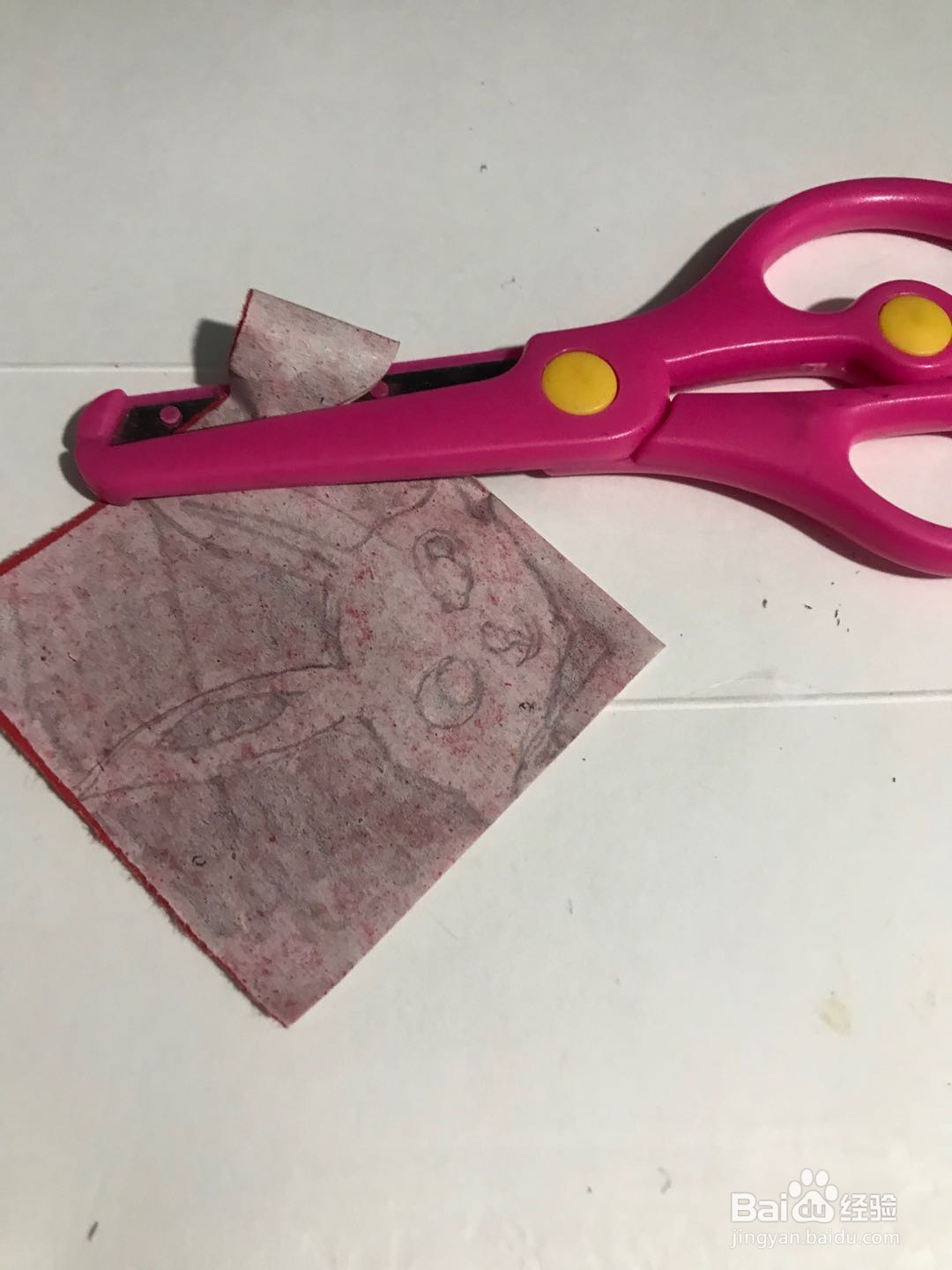 怎样剪一副四只小兔子头图案