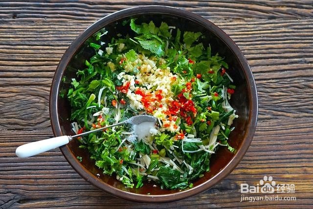 凉拌菠菜的做法