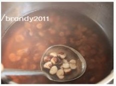 奶香芡实香芋羹