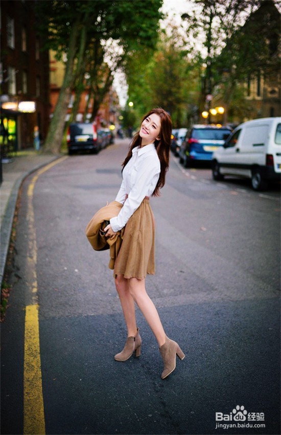 7款穿搭解决微胖女生烦恼，秋日瘦身女神就是你