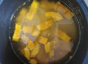 黄小米粥的做法