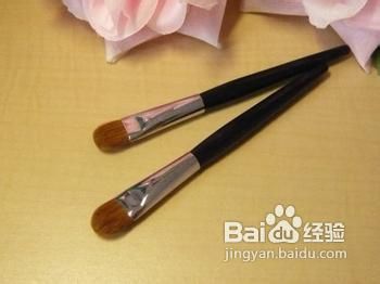 化妆必备哪些刷子
