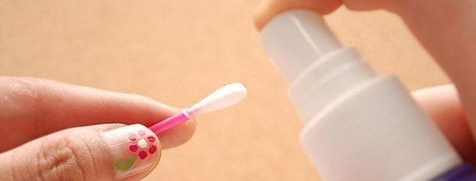 怎么去掉指甲上的指甲油