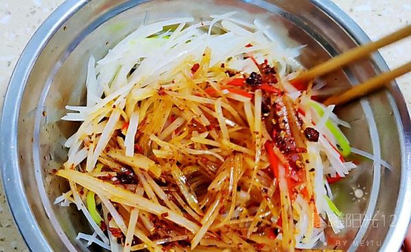 清粥小菜土豆丝