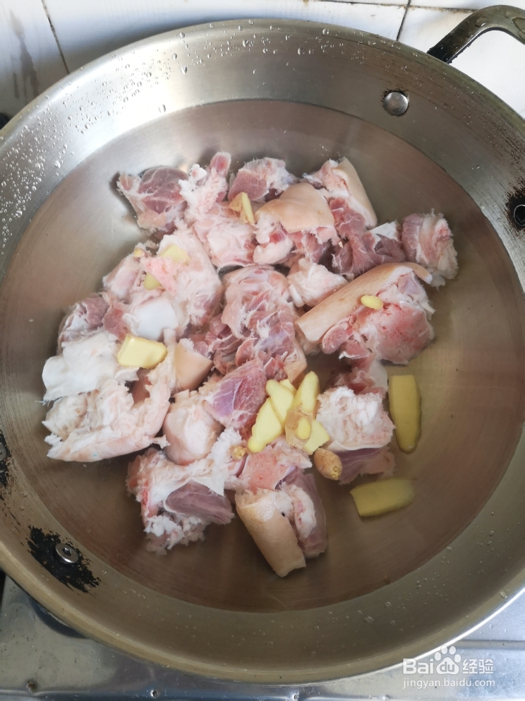 宝宝也爱吃的笋干猪脚