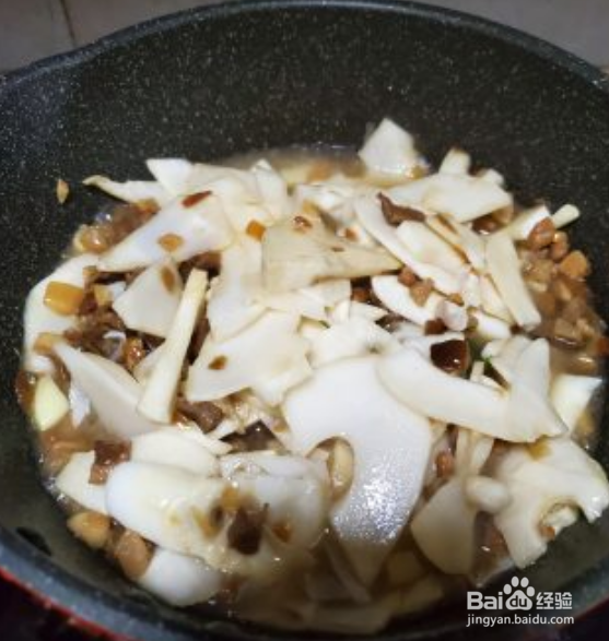 香菇肉酱焖竹笋制作方法