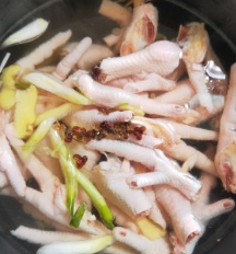 家庭版泡椒凤爪的做法