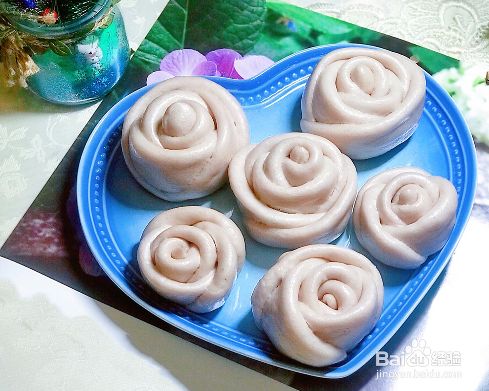 一个人做紫薯米糊玫瑰馒头