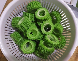 健康养生佳品客家酿苦瓜的做法
