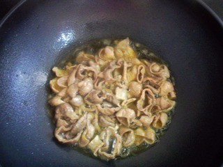 家常溜肥肠怎么做？