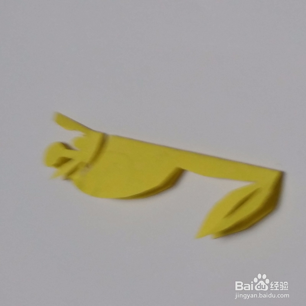 郁金香花朵剪纸手工教程