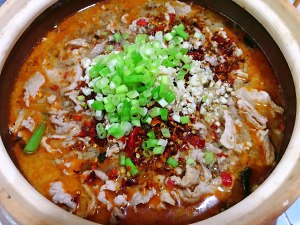 如何做出又香又辣的水煮肉片