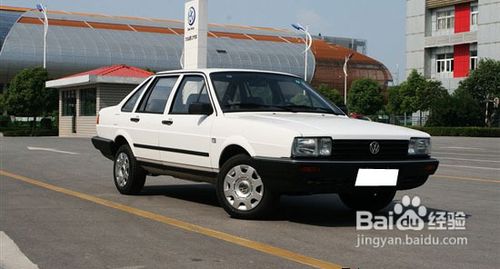 怎样选购六万左右三箱二手车