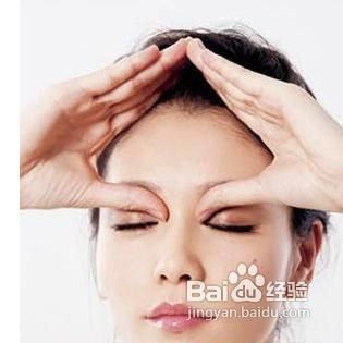 女士如何打造魅力双眼