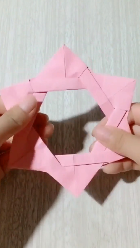 儿童折纸魔法棒怎么做