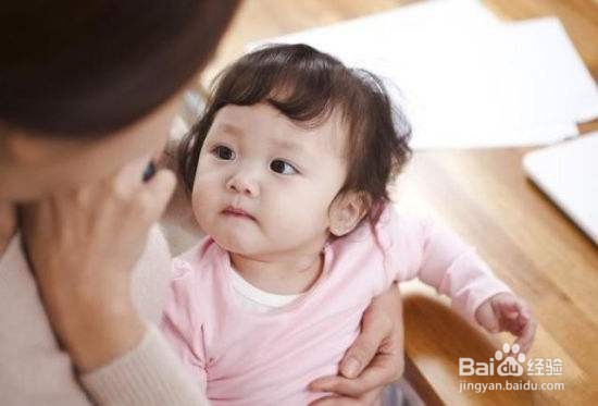 别一厢情愿,这十种食物千万不要乱给宝宝吃